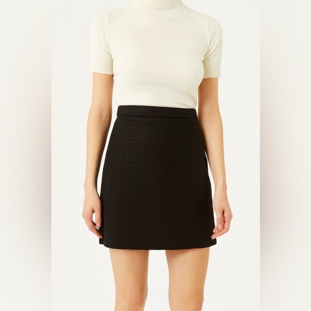 French Connection Snake Print Mini Skirt. Size-2